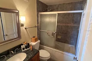 10200 Gandy Blvd N, Saint Petersburg, FL 33702 - Photo 9