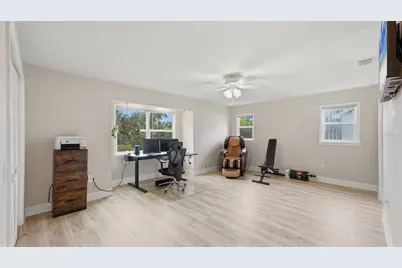 15127 Pennington Road, Tampa, FL 33624 - Photo 41