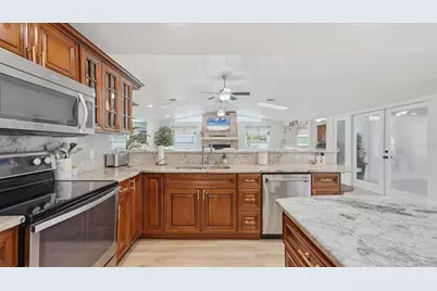 15127 Pennington Road, Tampa, FL 33624 - Photo 15