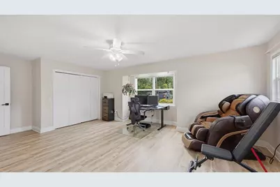 15127 Pennington Road, Tampa, FL 33624 - Photo 39