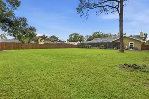 15127 Pennington Rd, Tampa, FL 33624 - Photo 69