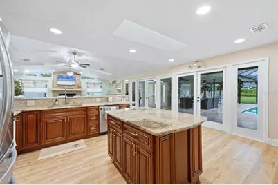 15127 Pennington Road, Tampa, FL 33624 - Photo 17
