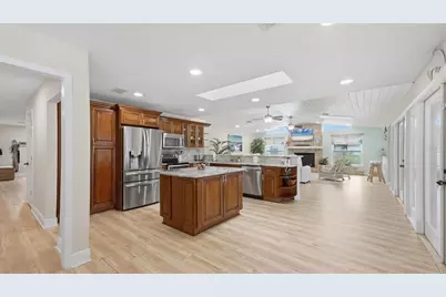 15127 Pennington Road, Tampa, FL 33624 - Photo 15
