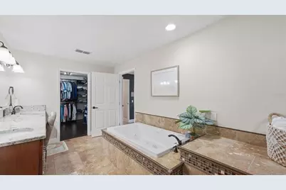 15127 Pennington Road, Tampa, FL 33624 - Photo 35