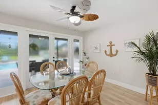 15127 Pennington Rd, Tampa, FL 33624 - Photo 27