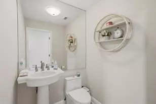 15127 Pennington Rd, Tampa, FL 33624 - Photo 31