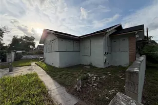 2511 E 21st Ave, Tampa, FL 33605 - Photo 11