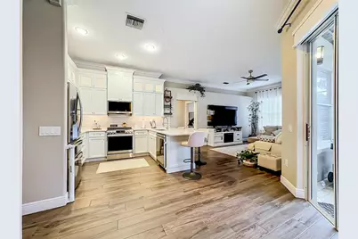 3605 Elk Ridge Lane, Valrico, FL 33596 - Photo 9