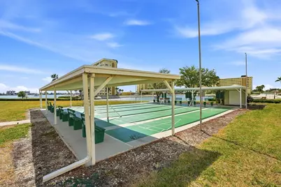 4725 Cove Circle #306, Saint Petersburg, FL 33708 - Photo 31