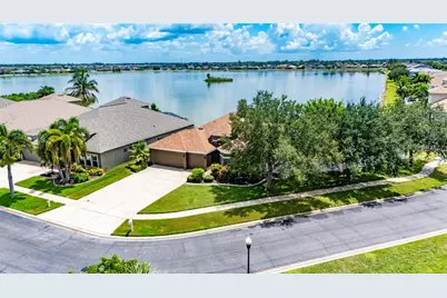 1724 Mira Lago Circle, Ruskin, FL 33570 - Photo 9