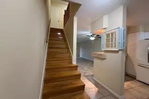7501 Gallineta Ct, Tampa, FL 33615 - Photo 11