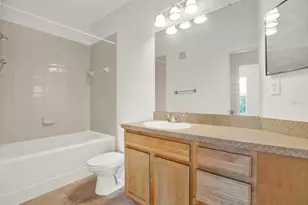 10201 Courtney Palms Blvd, Tampa, FL 33619 - Photo 15