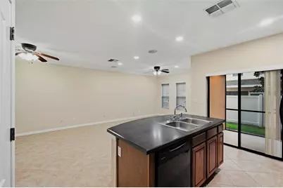 7212 Sterling Point Court, Gibsonton, FL 33534 - Photo 13