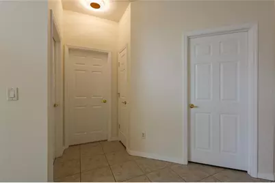 18014 Java Isle Drive, Tampa, FL 33647 - Photo 15