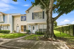 1760 Mill Run Cir, Tampa, FL 33613 - Photo 1