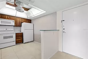 2593 Countryside Blvd, Clearwater, FL 33761 - Photo 3
