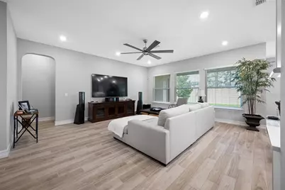 18308 Leafmore Street, Lutz, FL 33548 - Photo 21