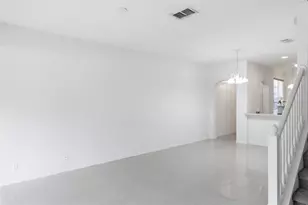 4132 Bismarck Palm Dr, Tampa, FL 33610 - Photo 5