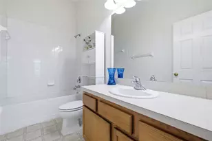 4132 Bismarck Palm Dr, Tampa, FL 33610 - Photo 21