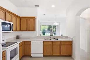 4132 Bismarck Palm Dr, Tampa, FL 33610 - Photo 9