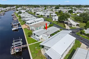 436 Mt Oak Ave NE, Saint Petersburg, FL 33702 - Photo 1