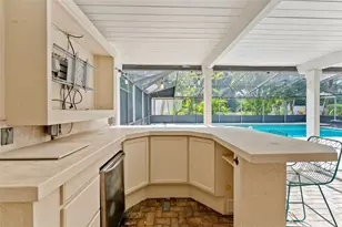 2109 Meadow Brook Dr, Clearwater, FL 33759 - Photo 45