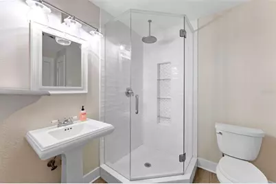 2109 Meadow Brook Drive, Clearwater, FL 33759 - Photo 25