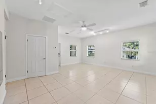 2109 Meadow Brook Dr, Clearwater, FL 33759 - Photo 39