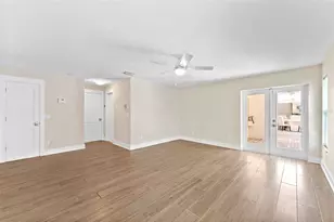 2109 Meadow Brook Dr, Clearwater, FL 33759 - Photo 19