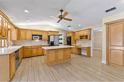 2109 Meadow Brook Drive, Clearwater, FL 33759 - Photo 9