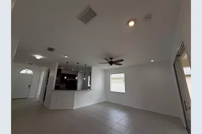 3806 Washburn Place, Wesley Chapel, FL 33543 - Photo 11