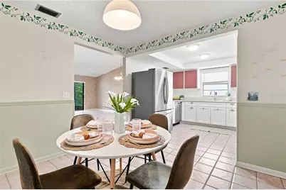 6803 Longpointe Way, Tampa, FL 33615 - Photo 13