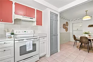6803 Longpointe Wy, Tampa, FL 33615 - Photo 17