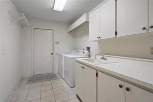 3225 Glenwood Cir, Holiday, FL 34691 - Photo 49