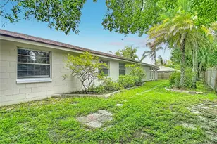 6701 Village Grove Ct, Tampa, FL 33615 - Photo 33