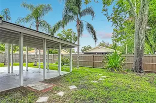 6701 Village Grove Ct, Tampa, FL 33615 - Photo 29