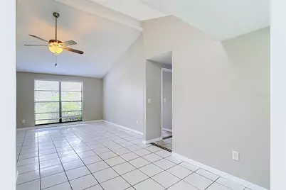6701 Village Grove Court, Tampa, FL 33615 - Photo 7