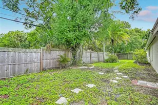 6701 Village Grove Ct, Tampa, FL 33615 - Photo 31