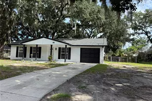 3008 Oakview Ln, Plant City, FL 33566 - Photo 1