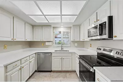 11502 Robles Del Rio Place, Temple Terrace, FL 33617 - Photo 5