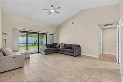 11502 Robles Del Rio Place, Temple Terrace, FL 33617 - Photo 11