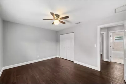 5345 38th Avenue N, Saint Petersburg, FL 33710 - Photo 13