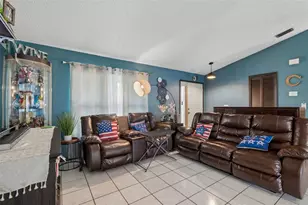 10326 Out Island Dr, Tampa, FL 33615 - Photo 9