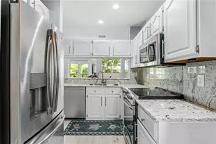 1116 Shipwatch Cir, Tampa, FL 33602 - Photo 19