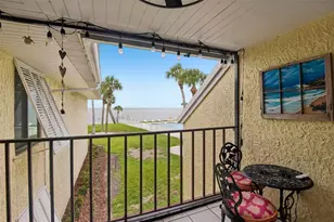 7300 Sunshine Skyway Ln, Saint Petersburg, FL 33711 - Photo 17