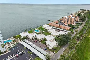 7300 Sunshine Skyway Ln, Saint Petersburg, FL 33711 - Photo 21