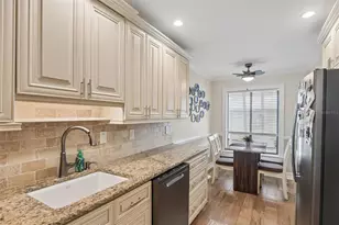 7300 Sunshine Skyway Ln, Saint Petersburg, FL 33711 - Photo 7