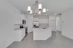 3329 Shady Sunrise Loop, Plant City, FL 33565 - Photo 17