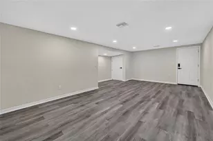 8809 Dyer Rd, Riverview, FL 33578 - Photo 37