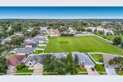 220 Ronja Lane, Valrico, FL 33594 - Photo 5